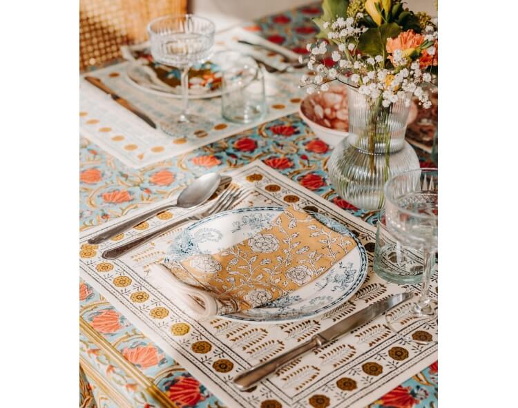 Bootie table mat