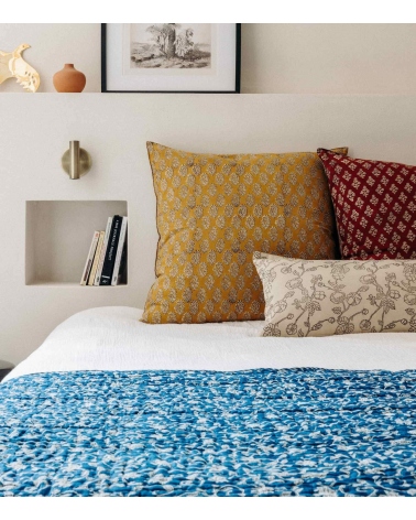 Cotton quilt indigo blue Agra