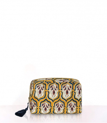 Make-up pouch - Pranjal tan