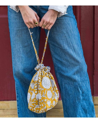 Floral quilted pouch - Surya