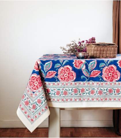 Loni cotton tablecloth