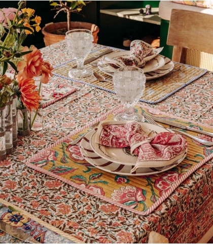Loni quilted table mat