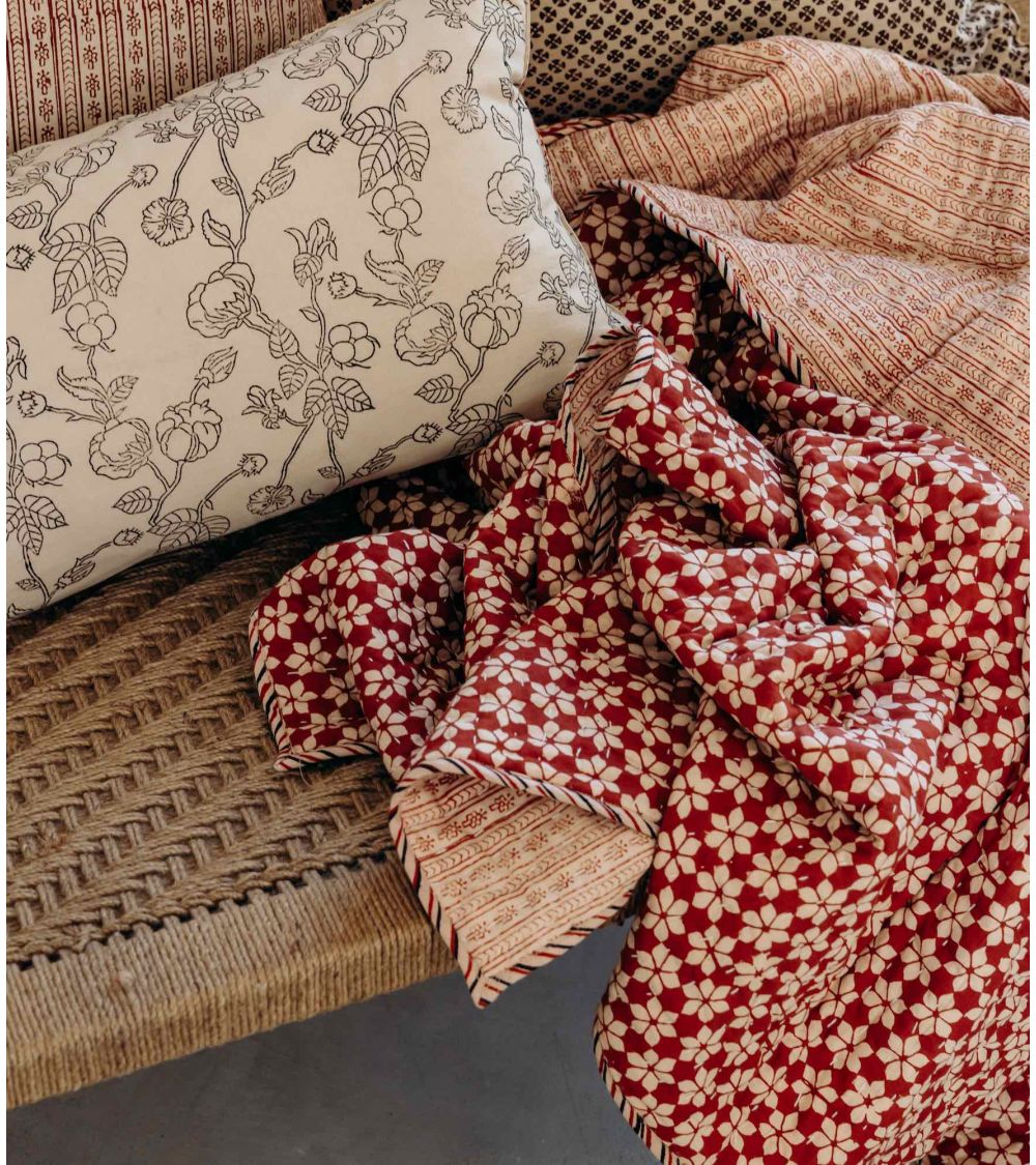 Pillow Bagra