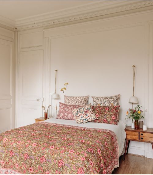 Lita Quilt 63x89 in
