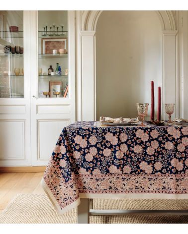 Dalia Tablecloth 56x93 in