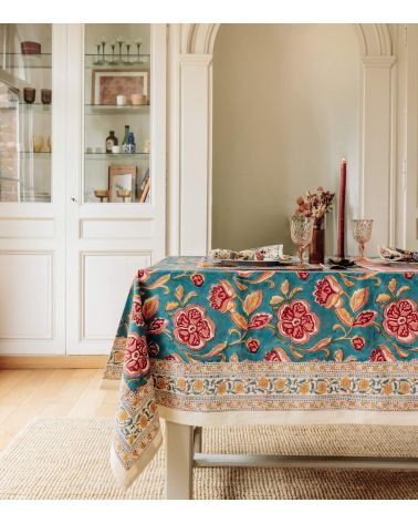 Loni Tablecloth 67x118 in