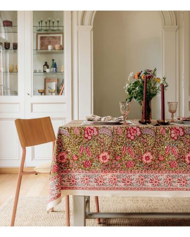 Lita Tablecloth 67x118 in