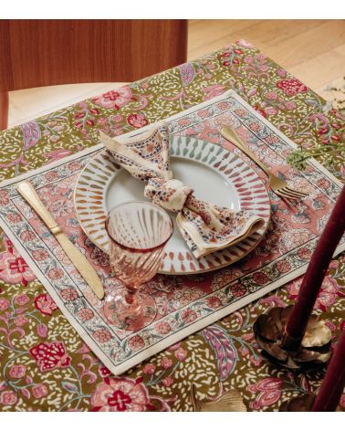 Table Mat Dalia