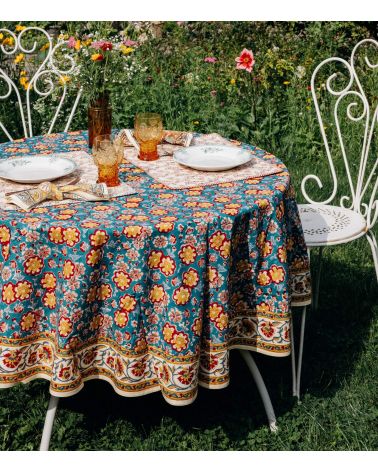 Dalia Tablecloth 69 in
