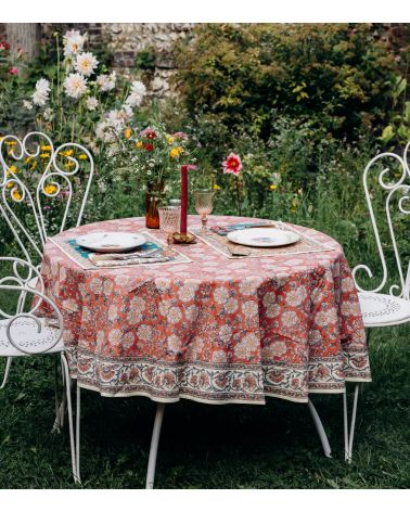 Dalia Tablecloth 69 in