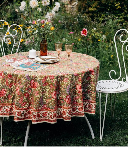 Lita Tablecloth 69 in