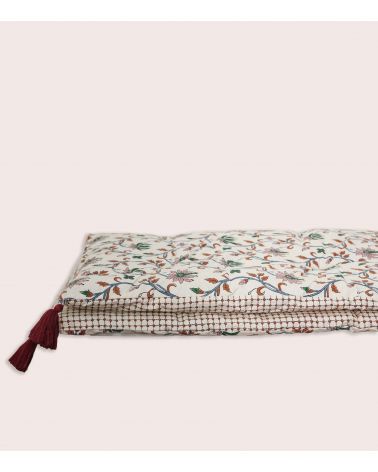 Dinty Bed Runner 34x79 inches