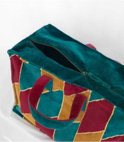 Dhatri - Green, yellow and red