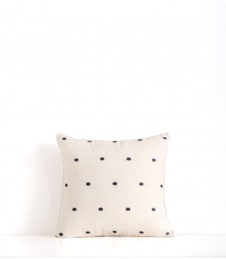 Hand woven offwhite cushion cover