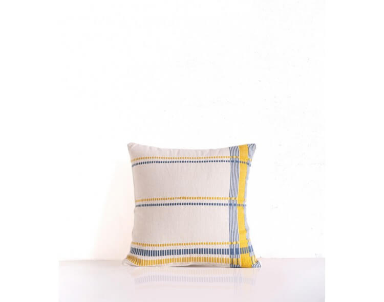 Housse de coussin tissée