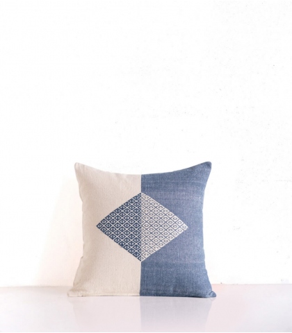 Housse de coussin tissée