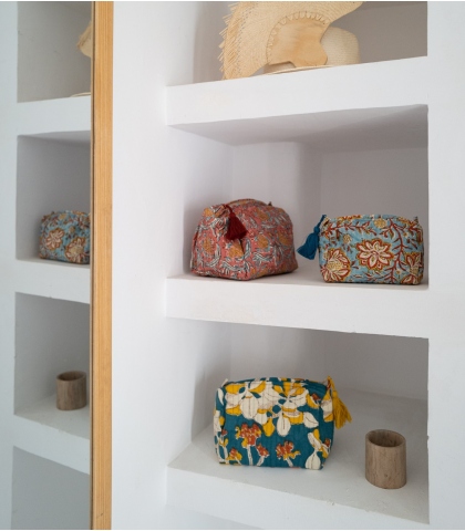 Trousse de toilette bleu clair