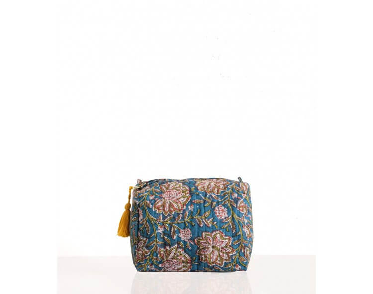 Toilet case