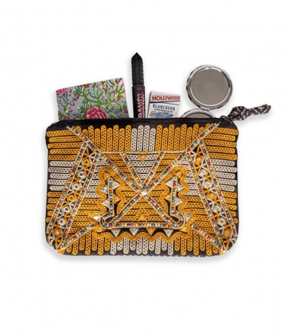 Pochette tissée à la main