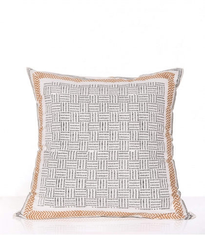 Housse De Coussin 60x60 Cm Motif Géométrique En Coton Kund Écru Jamini -  Maison