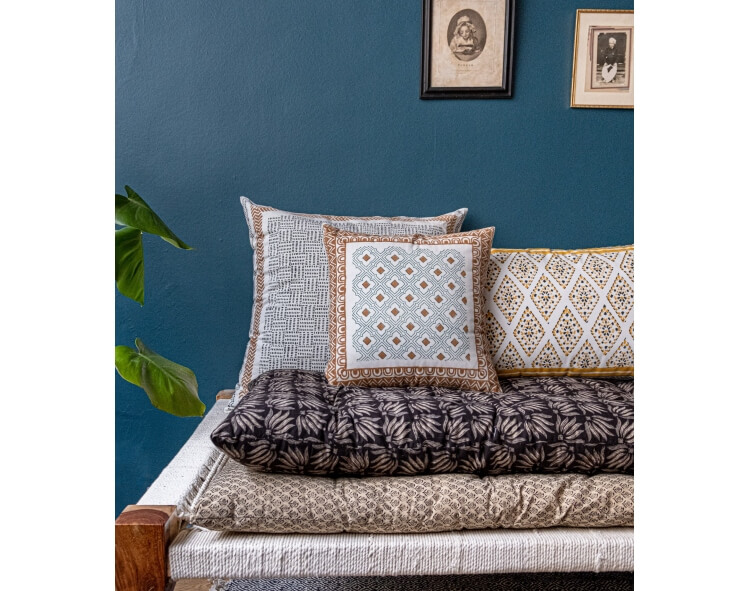 Cushion cover 16x16 inches