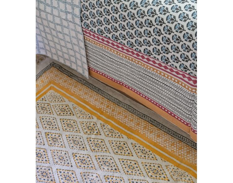 Cotton carpet 59x94 inches - mustard