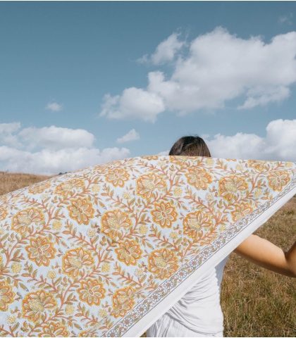 Printed scarf - light blue