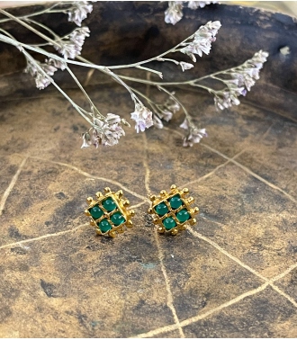 Green onyx gold plated earrings