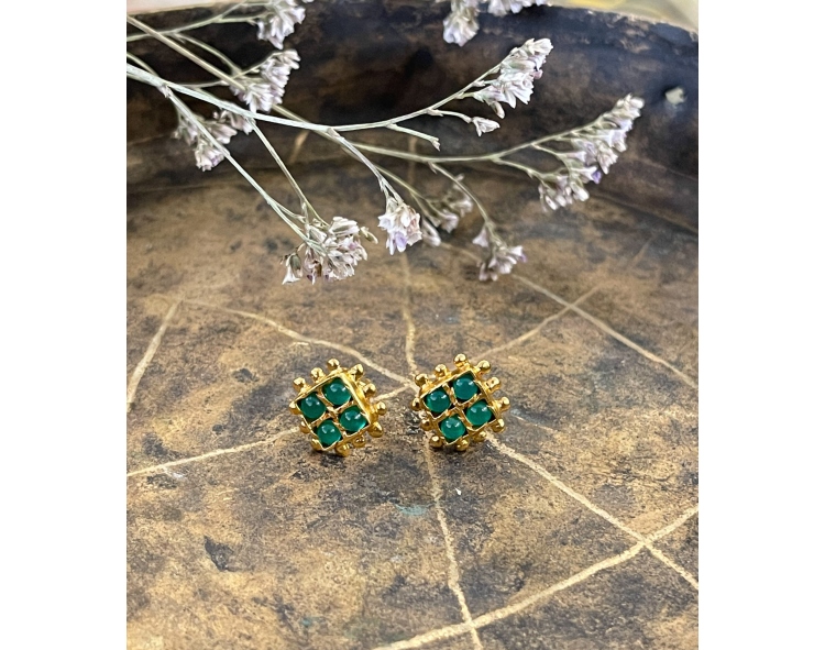Green onyx gold plated earrings