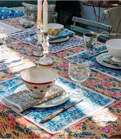 Boho chic dinner room decoration - Jamini