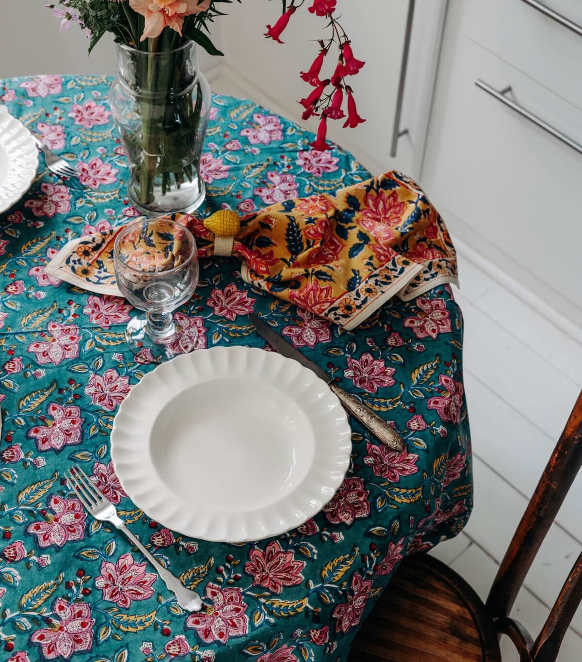 Boho chic table linen by Jamini