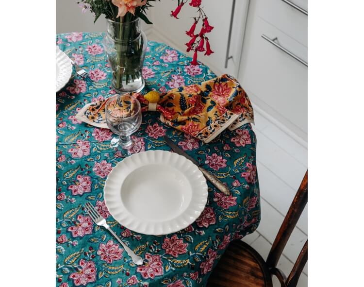 Boho chic table linen by Jamini
