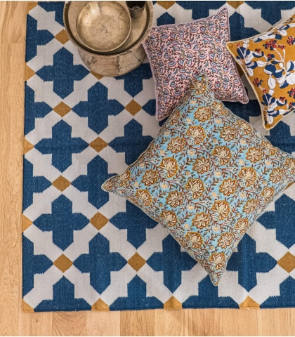 blue woven carpet