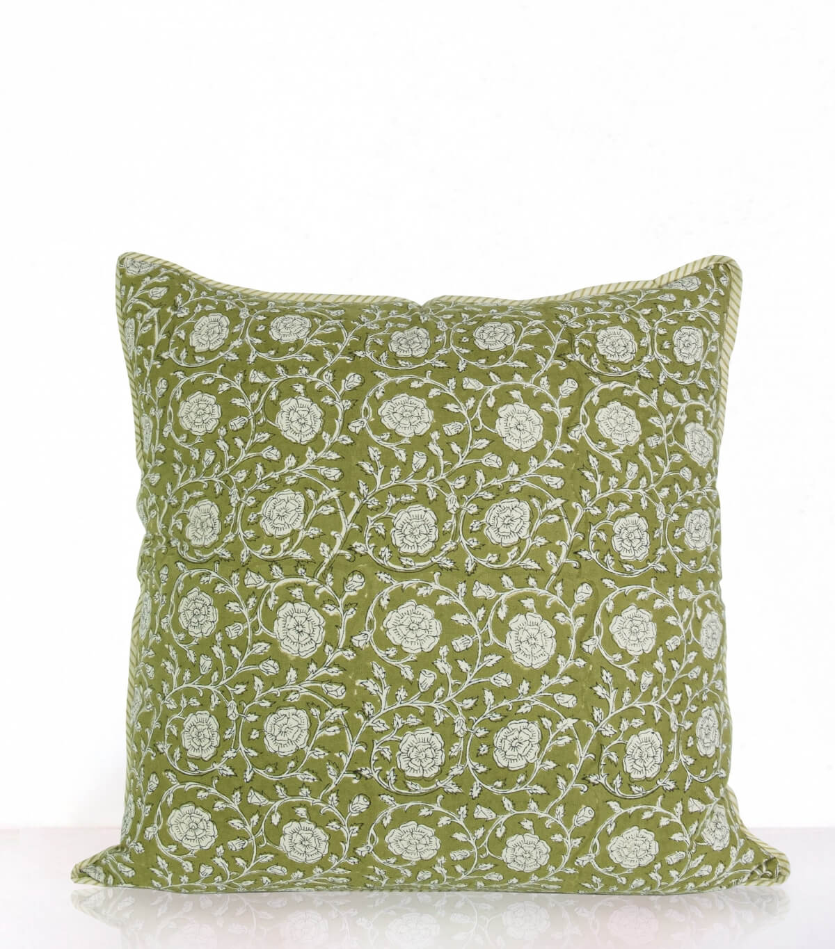 Cushion cover Banna