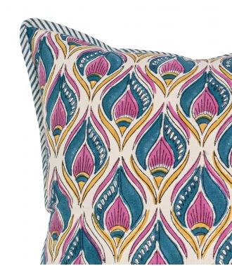 Cushion cover 24x24 inches - pink