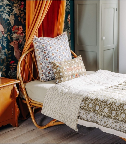 Décoration de chambre à coucher bohème chic par Jamini