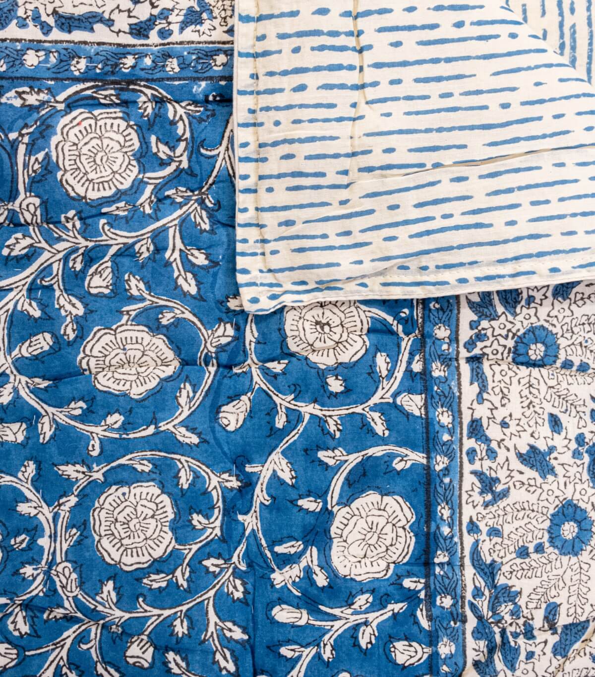 Printed quilt Banna