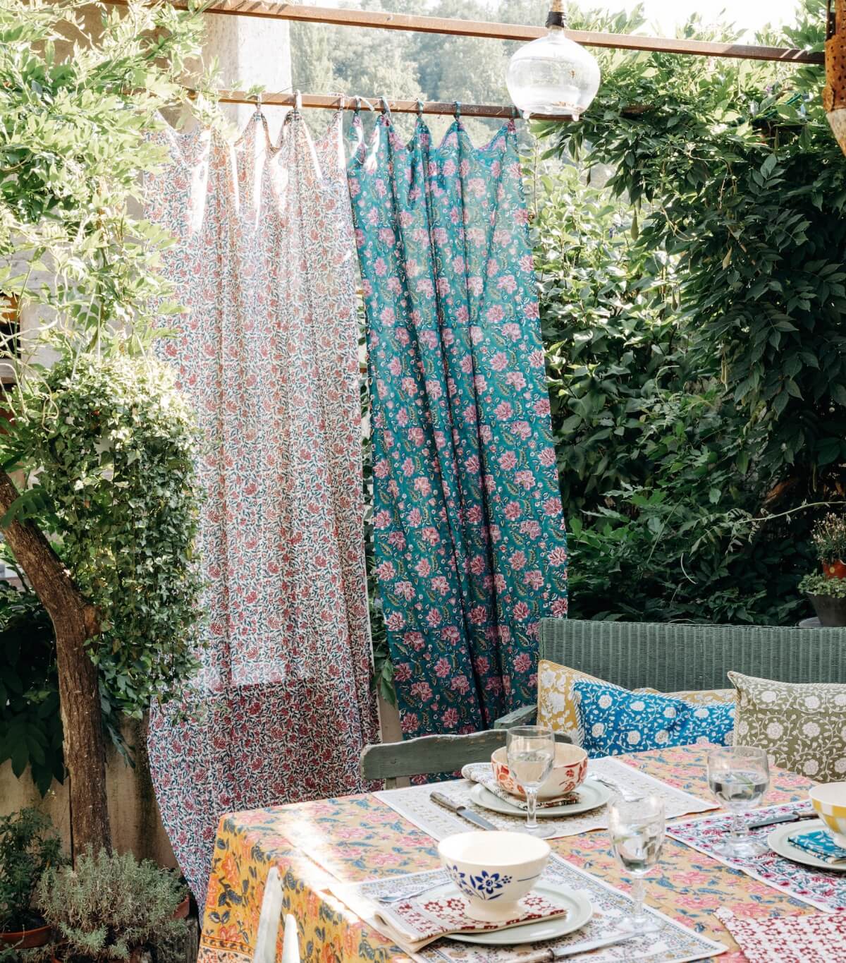 Indian curtains and boho chic table linen - Jamini