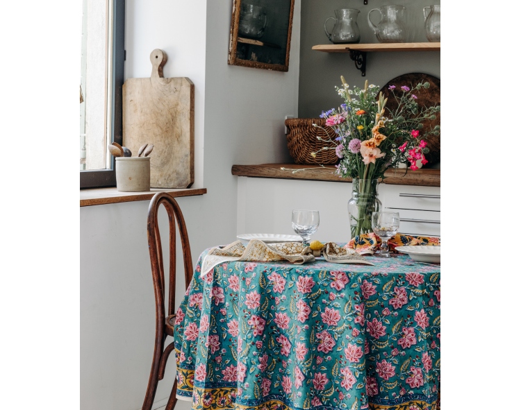 Boho chic dining room decor - Jamini Design