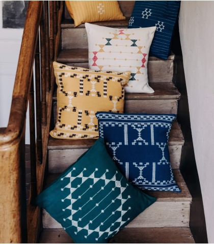 Hand-woven indian pillows