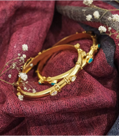 Indian gold plated bracelet with crystal