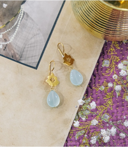 4,5 cm - boucles d'oreilles fleuries avec aqua chalcedony