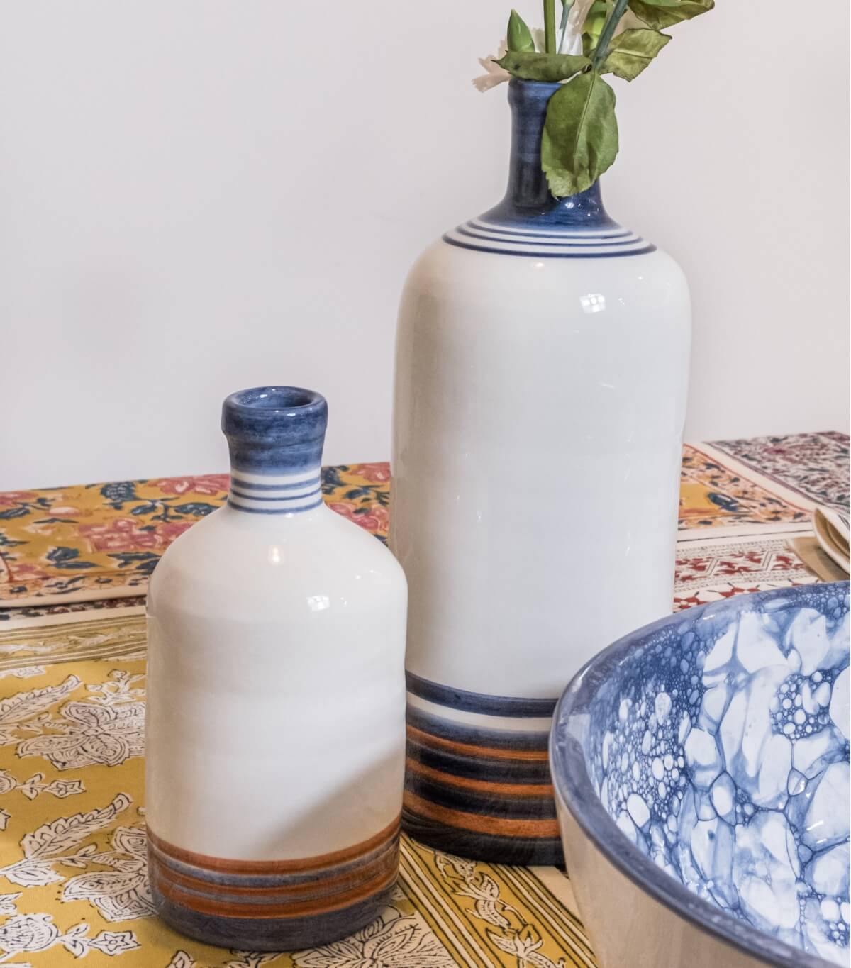Vaisselle méditerranéenne en céramique grecque
