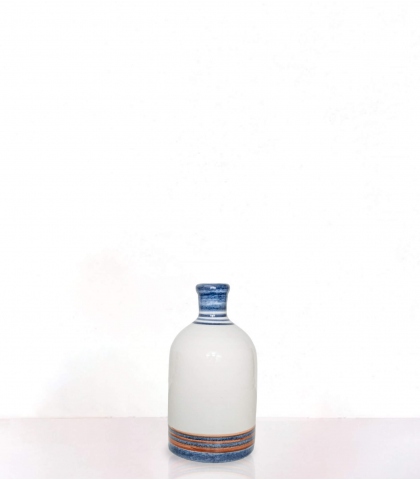 Vase rayé bleu en céramique