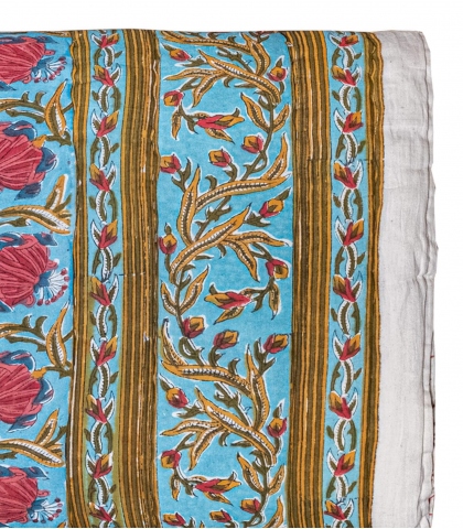 Cotton quilt 63x89 inches - light blue