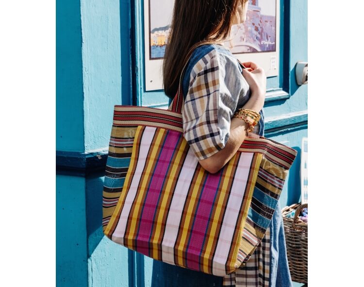 Shopping bag - 22x15x7 inches