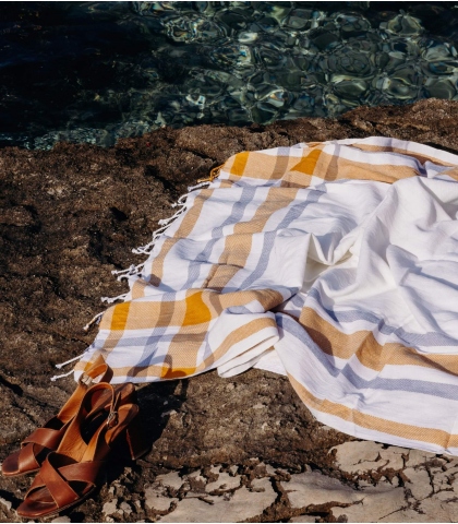 Serviette plage bleue & moutarde