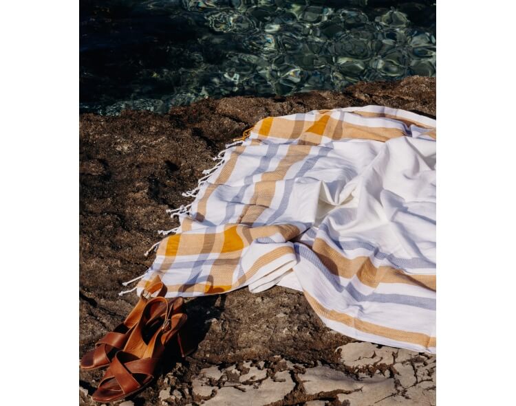 Bath towel blue and mustard