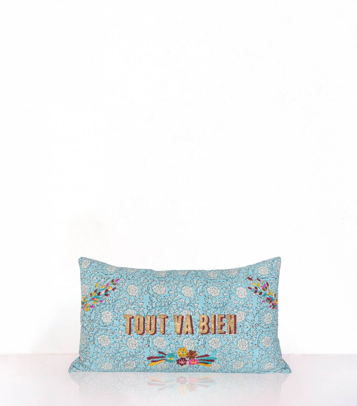 Cushion cover Bana TVB light blue