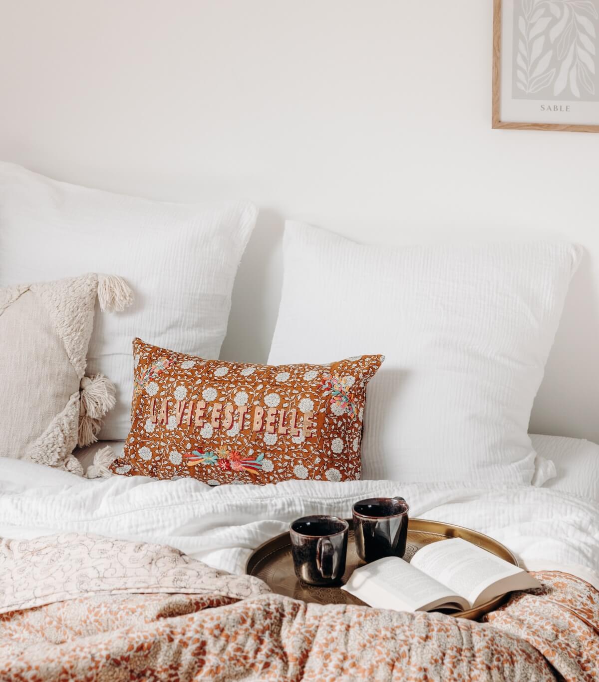 Bana LVB tan Cushion cover